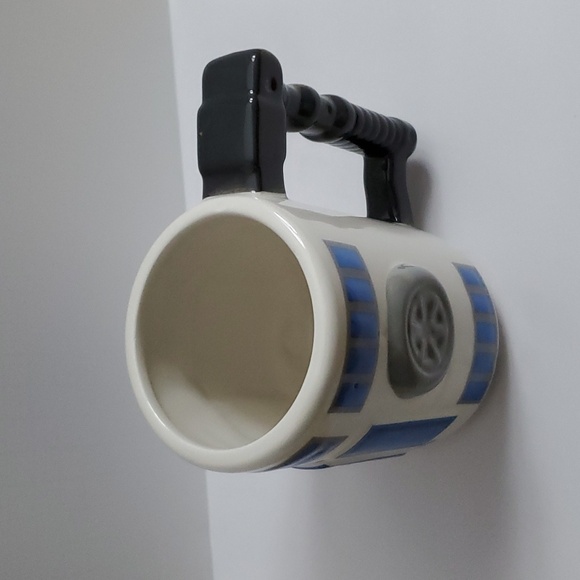 Star Wars R2-D2 Style Mug - Picture 4 of 5